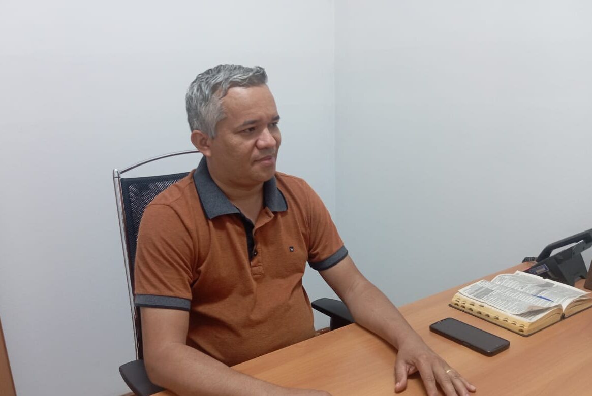 O vereador Pastor Silvanio Ceará (Progressistas) é autor da lei que institui a Marcha para Jesus, aprovada na sessão da Câmara de segunda-feira (8)