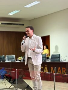 O dentistas Celso Demarch também fez palestra no encontro de mães atípicas