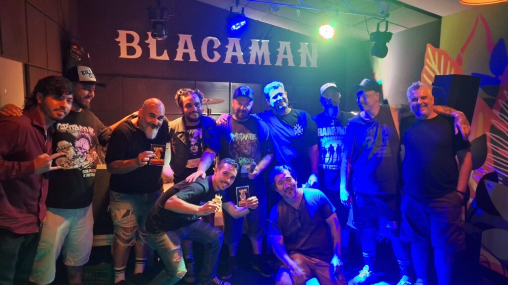 Banda Raroefeito é uma das atrações do Carnarock, que acontece no Let's Go Bar, em Santa Gertrudes