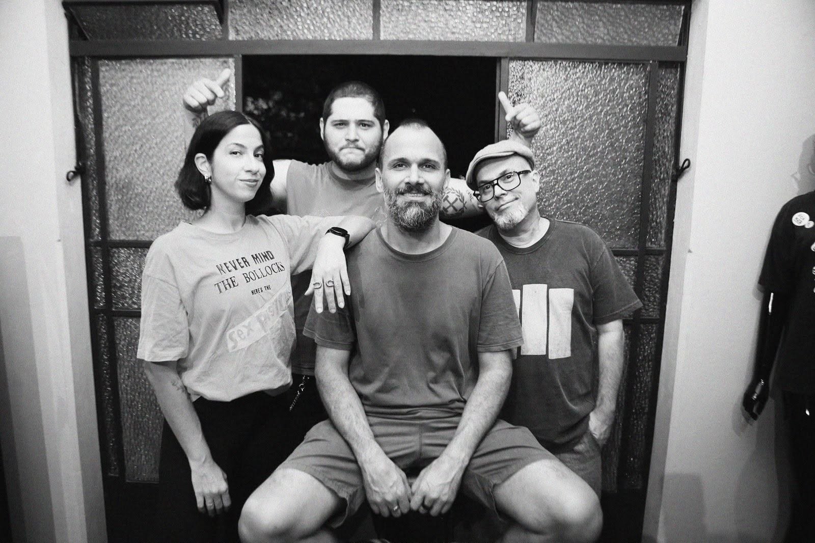 Trio Ninguém está em processo de gravação do primeiro disco, que conta com participação especial de Juliana Joia