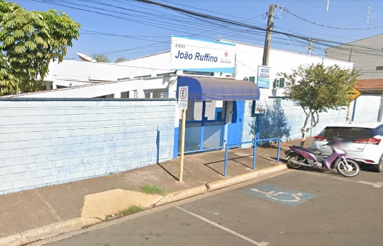 O atendimento aos interessados ocorre até o dia 30 de junho de 2026, diretamente na secretaria da Escola João Ruffino