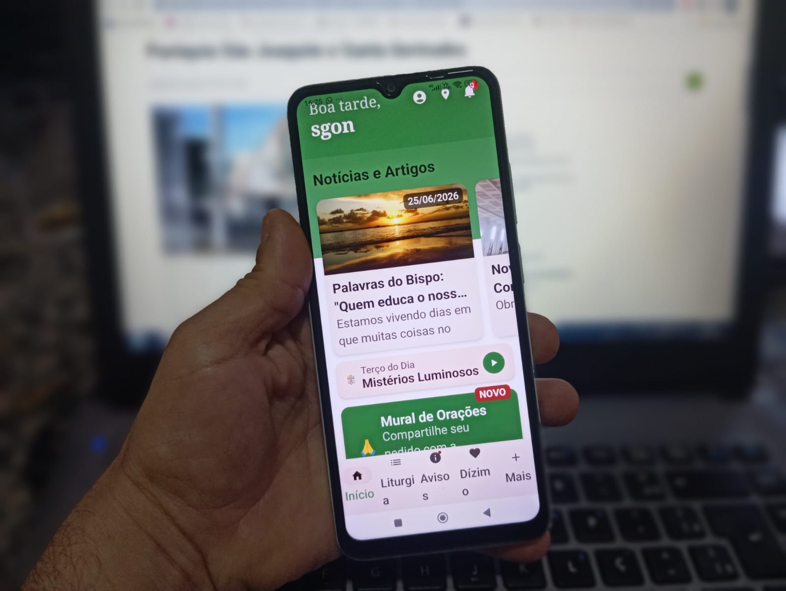 Aplicativo fornece horários de missas, confissões, avisos, acompanhamento da liturgia diária, entre outros