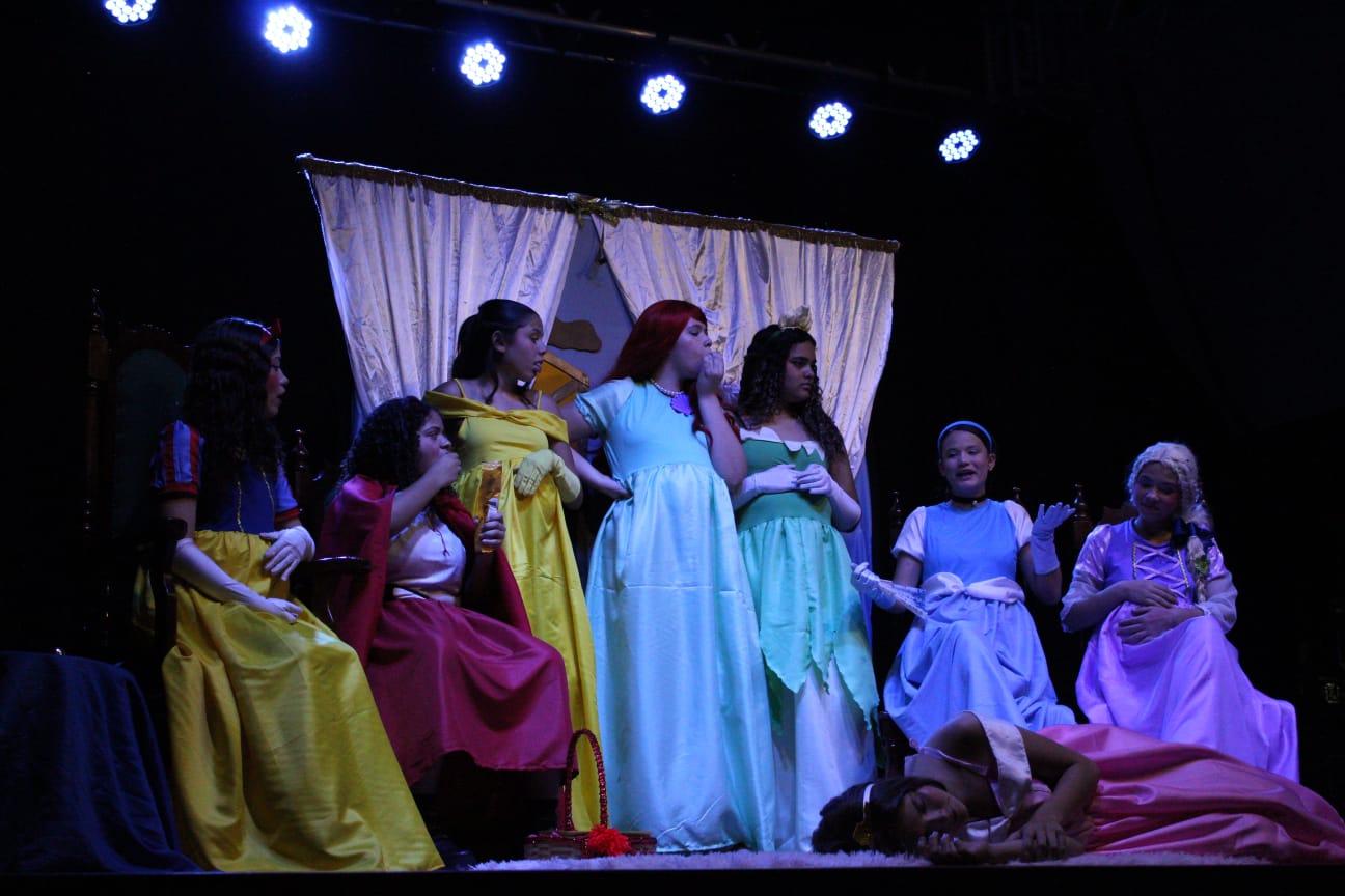 A noite de abertura conta com o espetáculo infantil "O Portal Encantado"