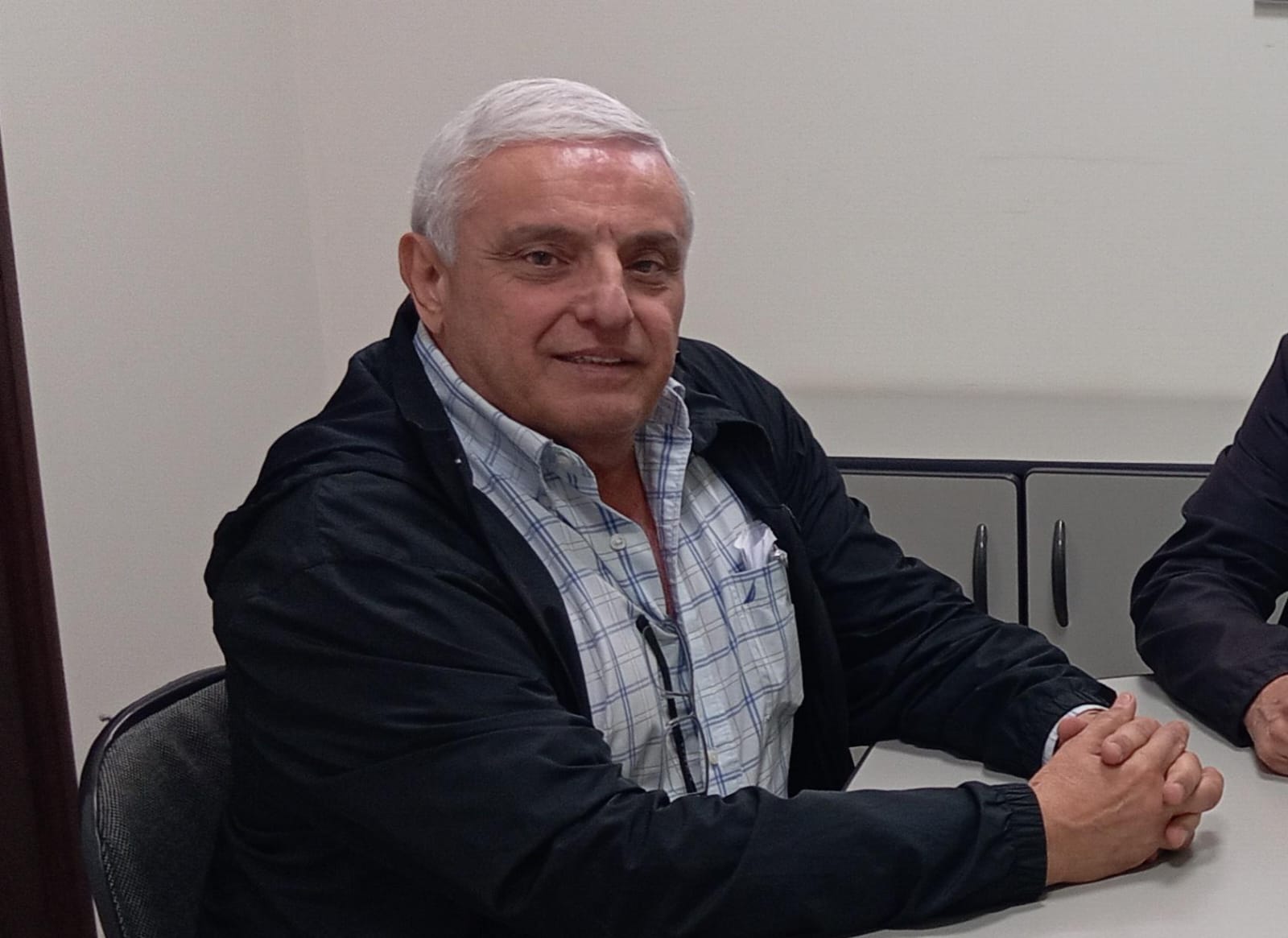 Ex-prefeito João Vitte anunciou retorno às atividades na tarde desta quinta-feira (29)